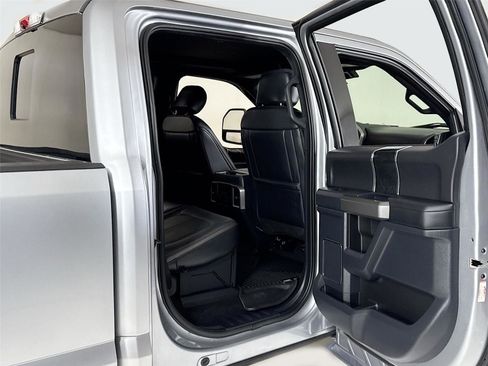 Used 2022 Ford F350 Platinum w/ FX4 Off-Road Package AWD/4WD image 29