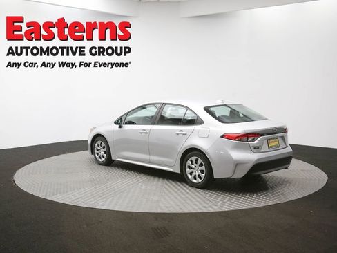 Used 2023 Toyota Corolla LE image 61