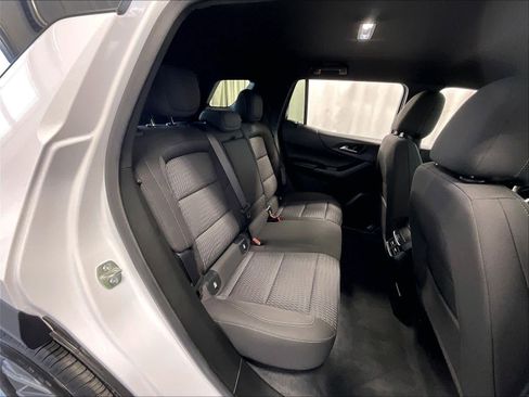 Used 2025 Chevrolet Equinox LT image 16