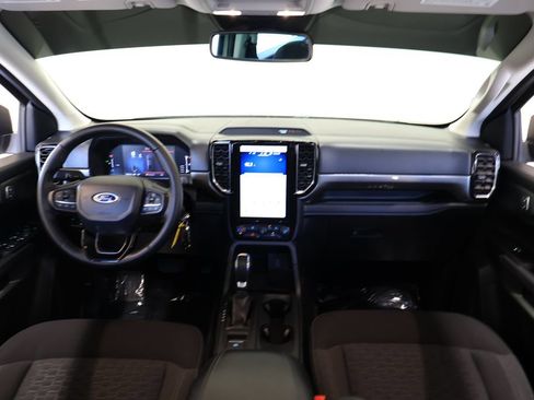 Used 2025 Ford Ranger XLT w/ Convenience Package RWD image 21
