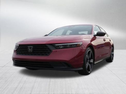 Used 2023 Honda Accord Sport image 7