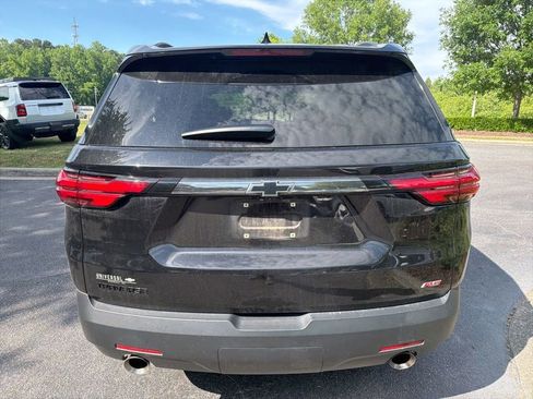 Used 2023 Chevrolet Traverse RS FWD image 6