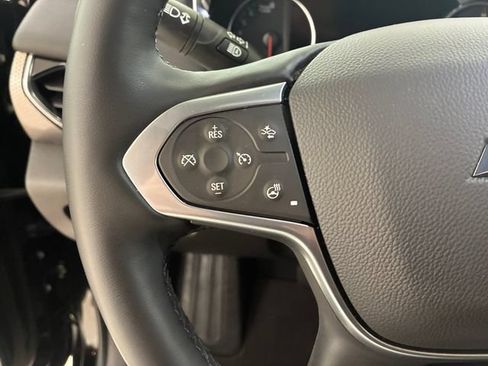 Certified 2023 Chevrolet Traverse Premier FWD image 23