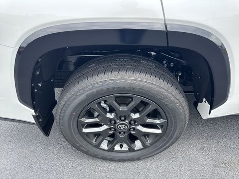 New 2026 Toyota Sequoia Platinum AWD/4WD image 11