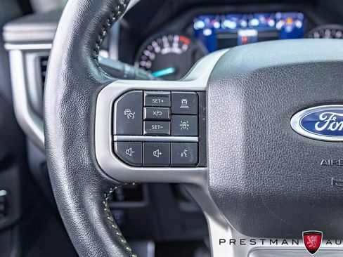 Used 2023 Ford Expedition XLT AWD/4WD image 29