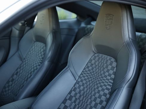 New 2026 Porsche 911 Carrera image 25