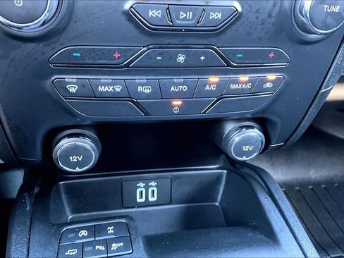 Used 2019 Ford Ranger XLT w/ Equipment Group 301A Mid image 34