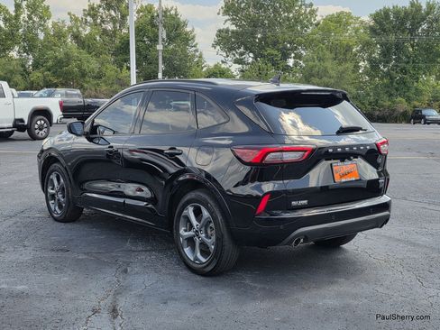 Used 2023 Ford Escape ST-Line w/ Tech Pack #1 AWD/4WD image 14