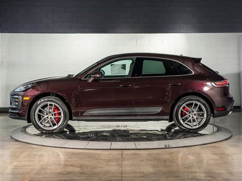 New 2026 Porsche Macan S image 2