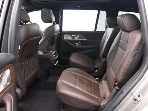 Used 2022 Mercedes-Benz GLS 450 4MATIC image 19