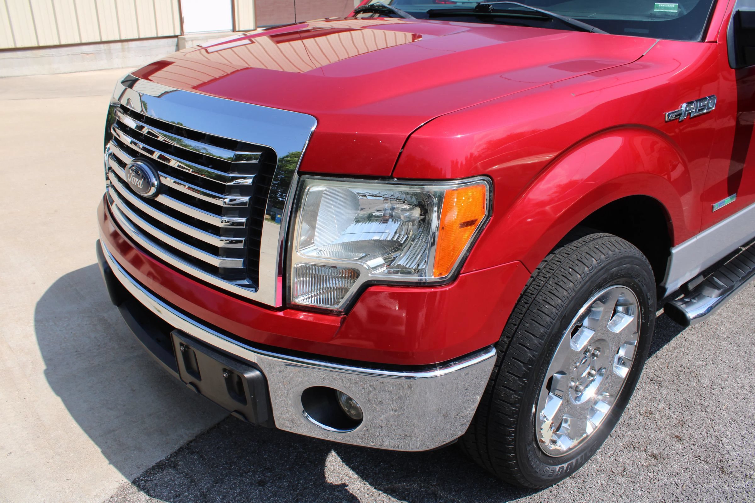 Used 2012 Ford F150 XLT w/ XLT Chrome Pkg RWD image 3