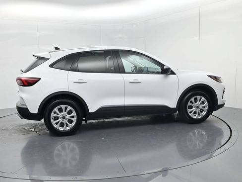 Used 2025 Ford Escape Active FWD image 8