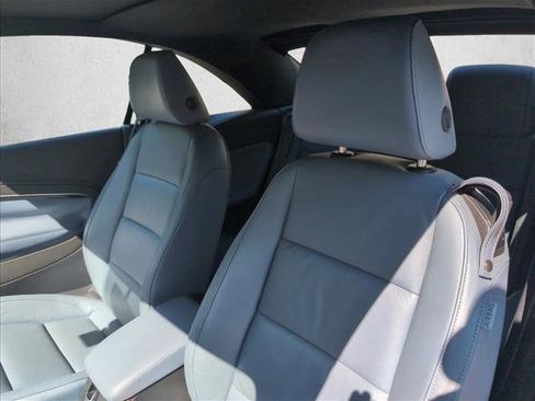 Used 2013 Volkswagen Eos Executive FWD image 10