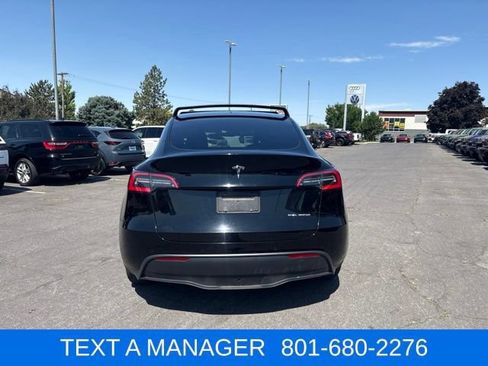 Used 2021 Tesla Model Y Long Range AWD/4WD image 8