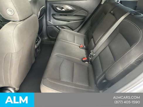 Used 2024 GMC Terrain SLE AWD/4WD image 23
