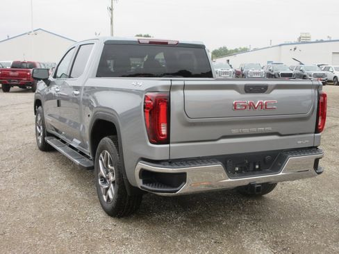 New 2026 GMC Sierra 1500 SLT w/ SLT Premium Package image 8