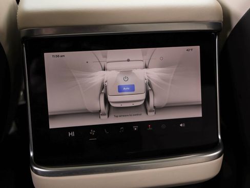 Used 2022 Tesla Model S Plaid image 29