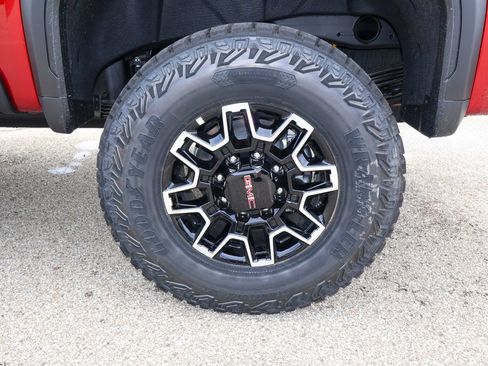 New 2026 GMC Sierra 2500 AT4X w/ LPO, Black Badging Package AWD/4WD image 38