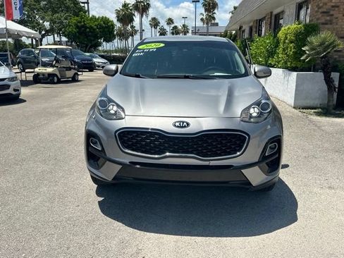 Used 2020 Kia Sportage LX w/ LX Popular Package AWD/4WD image 2