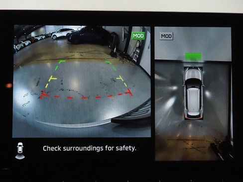 Used 2025 Mitsubishi Outlander SEL image 35