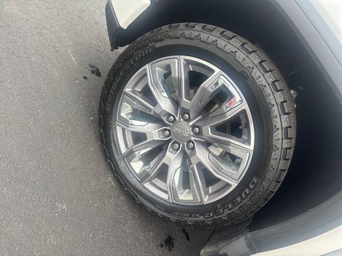 Used 2023 GMC Sierra 1500 Denali w/ Denali Reserve Package image 27