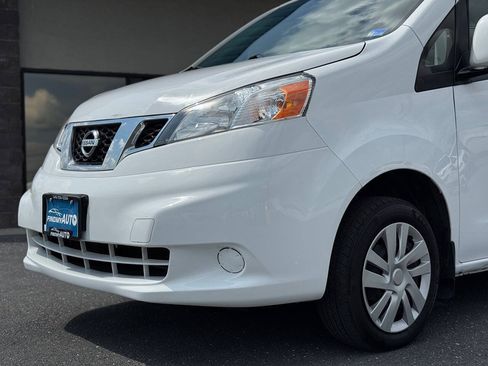 Used 2018 Nissan NV200 SV FWD image 40
