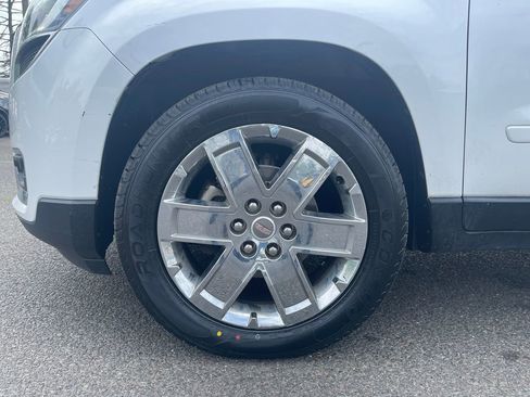 Used 2017 GMC Acadia Limited SLT image 12