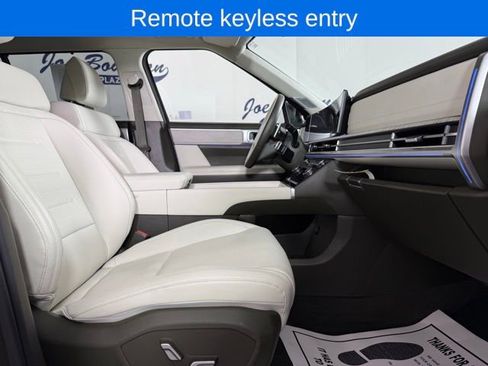 Used 2024 Hyundai Santa Fe Calligraphy image 23