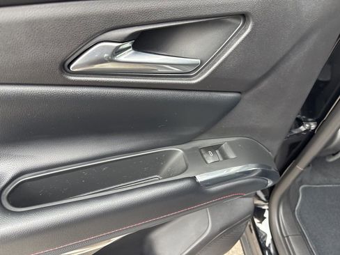 Used 2025 Chevrolet Traverse Z71 w/ Driver Confidence Package image 17