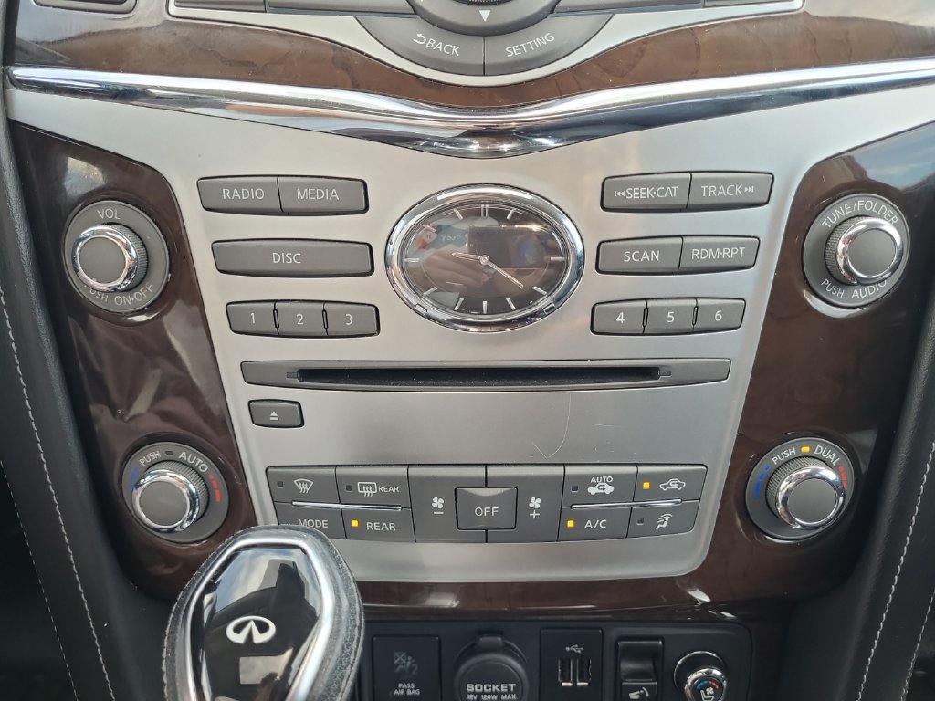 Used 2018 INFINITI QX80 4WD w/ Deluxe Technology Package image 23