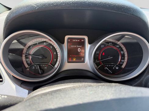 Used 2015 Dodge Journey R/T w/ Flexible Seating Group FWD image 14