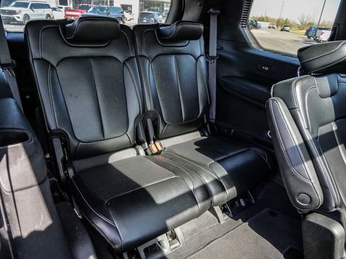 Used 2024 Jeep Grand Cherokee L Limited w/ Luxury Tech Group II image 25