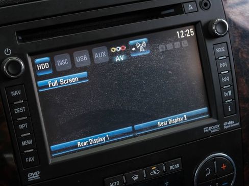 Used 2013 GMC Yukon XL Denali AWD/4WD image 47