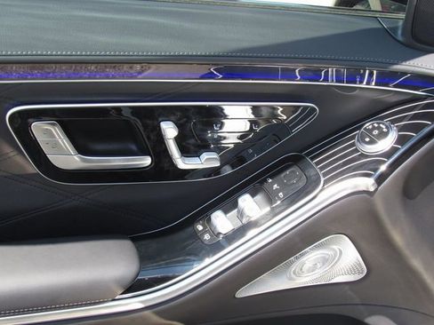 Used 2025 Mercedes-Benz S 63 AMG S image 15
