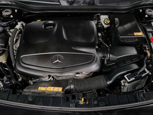 Used 2015 Mercedes-Benz GLA 250 GLA 250 4MATIC Sport Utility 4 image 46