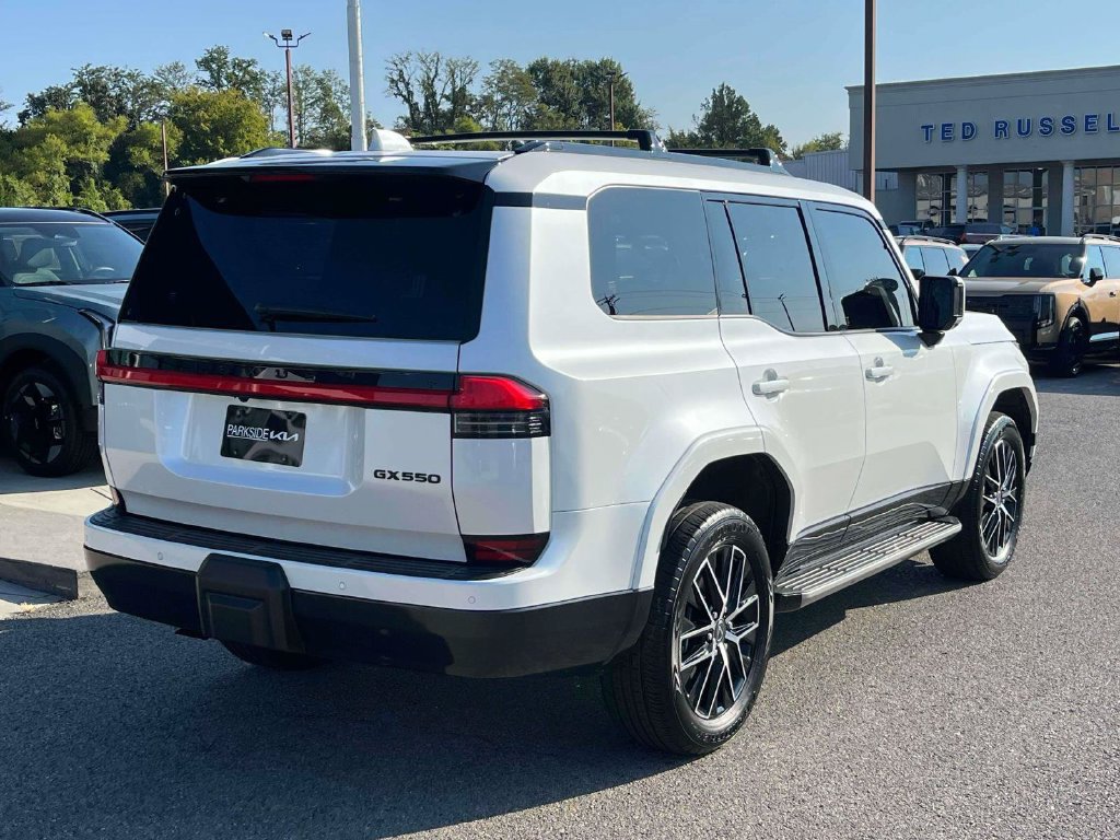 Used 2025 Lexus GX 550 w/ Cold Area Package AWD/4WD image 28