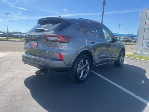 Used 2024 Ford Escape ST-Line image 11