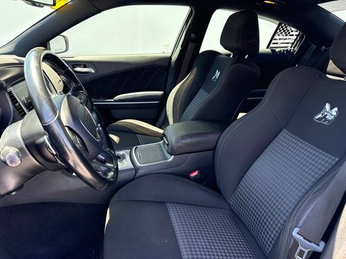 Used 2020 Dodge Charger Scat Pack RWD image 21
