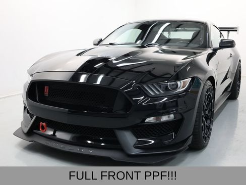 Used 2019 Ford Mustang Shelby GT350R w/ GT350R Equipment Group 920A RWD image 43