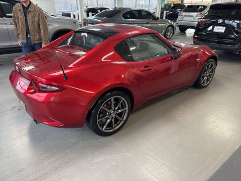 Used 2019 MAZDA MX-5 Miata RF Grand Touring image 43