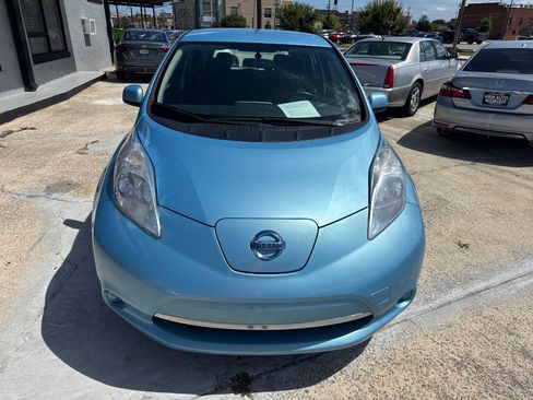 Used 2015 Nissan Leaf S w/ Charge Package FWD image 5