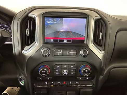 Used 2021 Chevrolet Silverado 1500 LT AWD/4WD image 24
