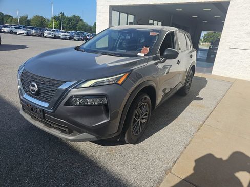 Used 2023 Nissan Rogue S FWD image 1
