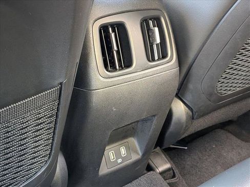 Used 2022 Hyundai Santa Cruz Limited image 19