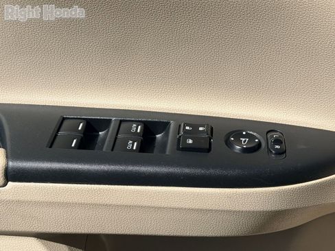 Used 2014 Honda Accord EX-L image 18