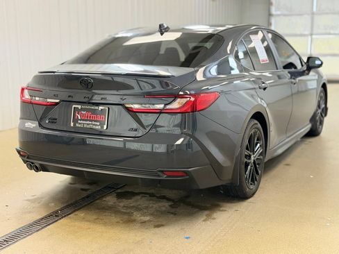Used 2026 Toyota Camry SE AWD/4WD image 5