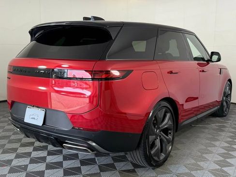New 2025 Land Rover Range Rover Sport SE image 16
