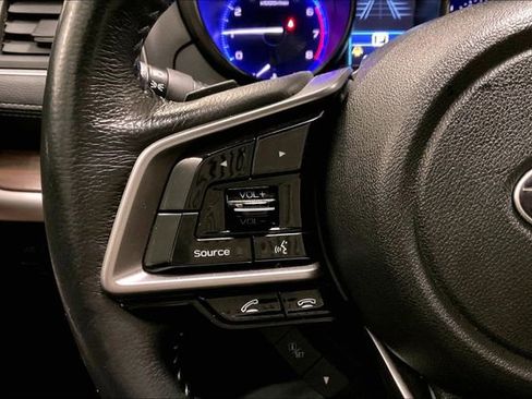 Used 2018 Subaru Outback 2.5i Touring image 18