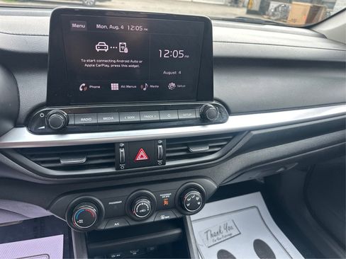 Used 2024 Kia Forte LXS w/ LXS Technology Package image 26