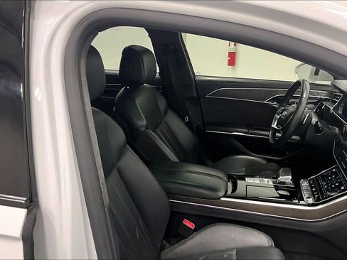 Used 2021 Audi A8 L 4.0T image 7